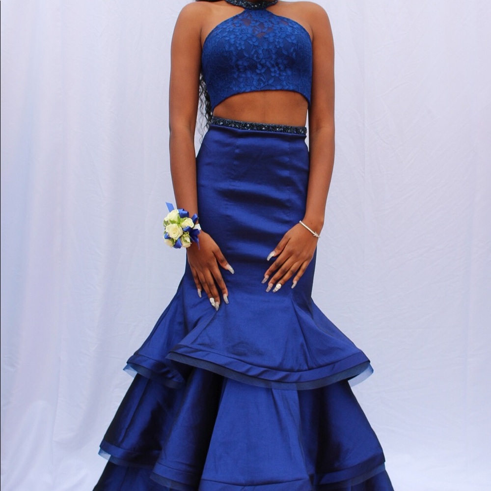 Val Stefani Prom Dress